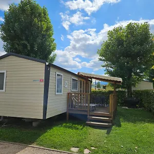 Les Bords Du Rhone Camping