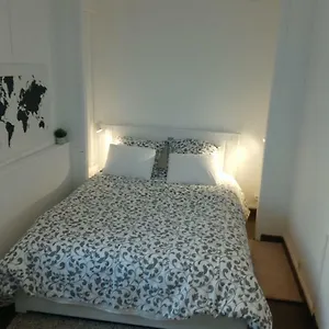 Dans Ancien Prieuré Séjour chez l'habitant