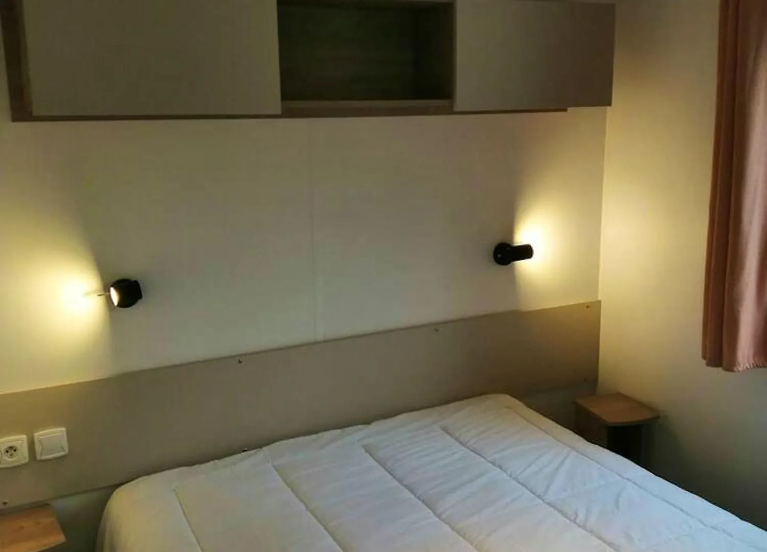 Bungalow Charmant A Condrieu Avec Piscine Partagee Conviviale 0*,