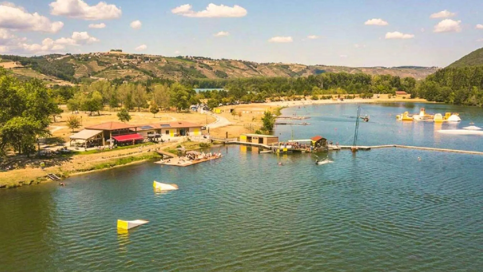 Bungalow Charmant A Condrieu Avec Piscine Partagee Conviviale Σπίτι διακοπών